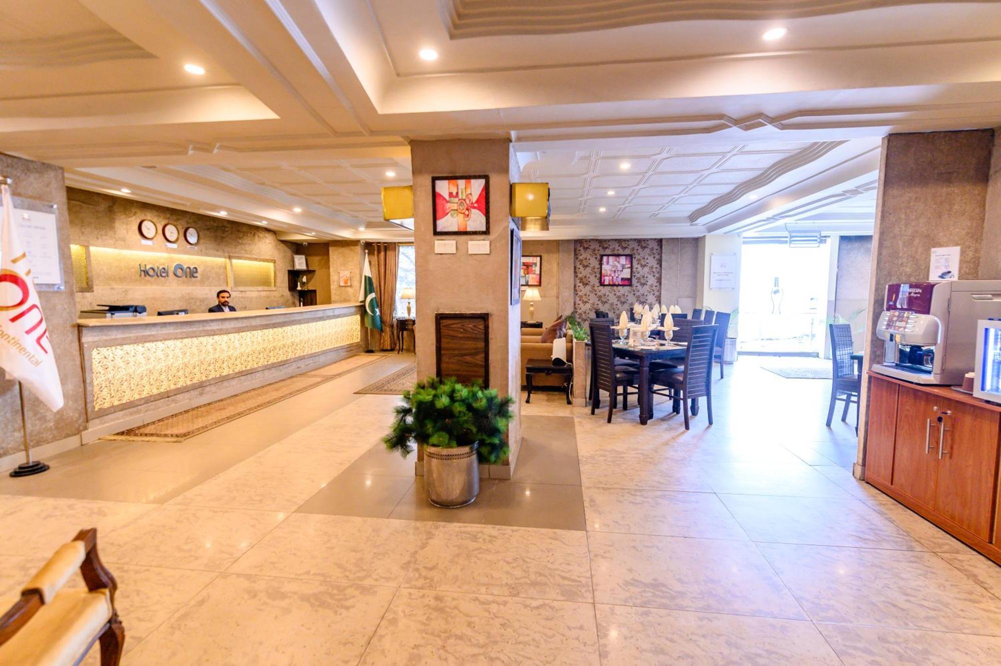 Hotel One Mall Road 穆里 外观 照片